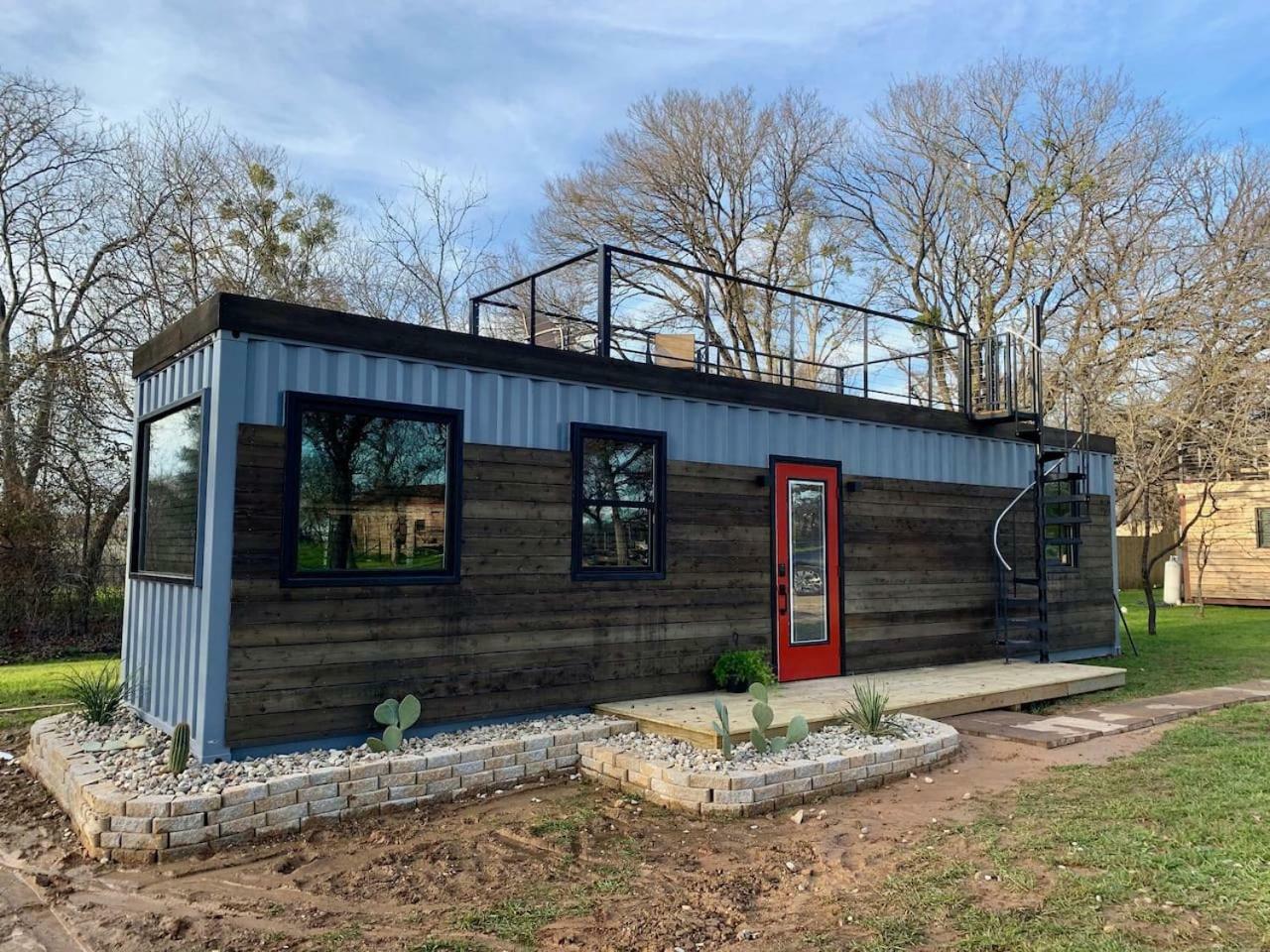 The Hacienda Beautiful New Container Home 12 Min To Magnolia Waco Exteriér fotografie